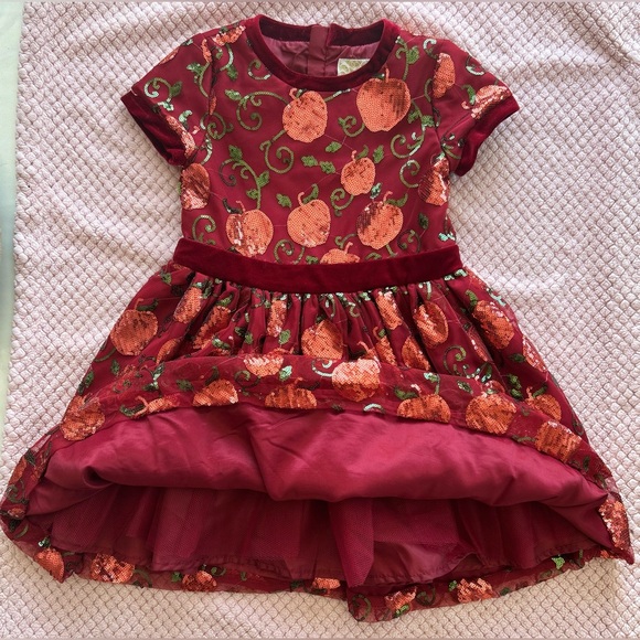 5 & 6, Disney Snow White Princess Dress Embroidered Sequin Red and Gold - Picture 14 of 17